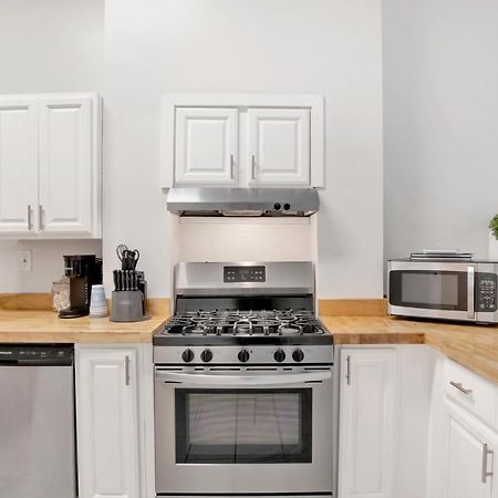 Stars On State In The Heart Of Downtown Apartment Mobile Luaran gambar
